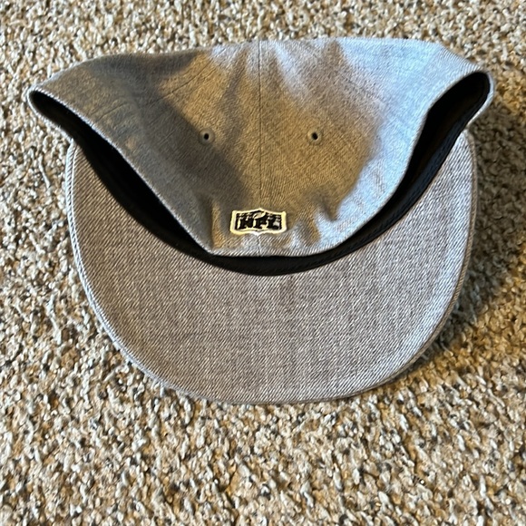 New Era Kansas City Chiefs Wool fitted hat 7 1/8. - Picture 2 of 2